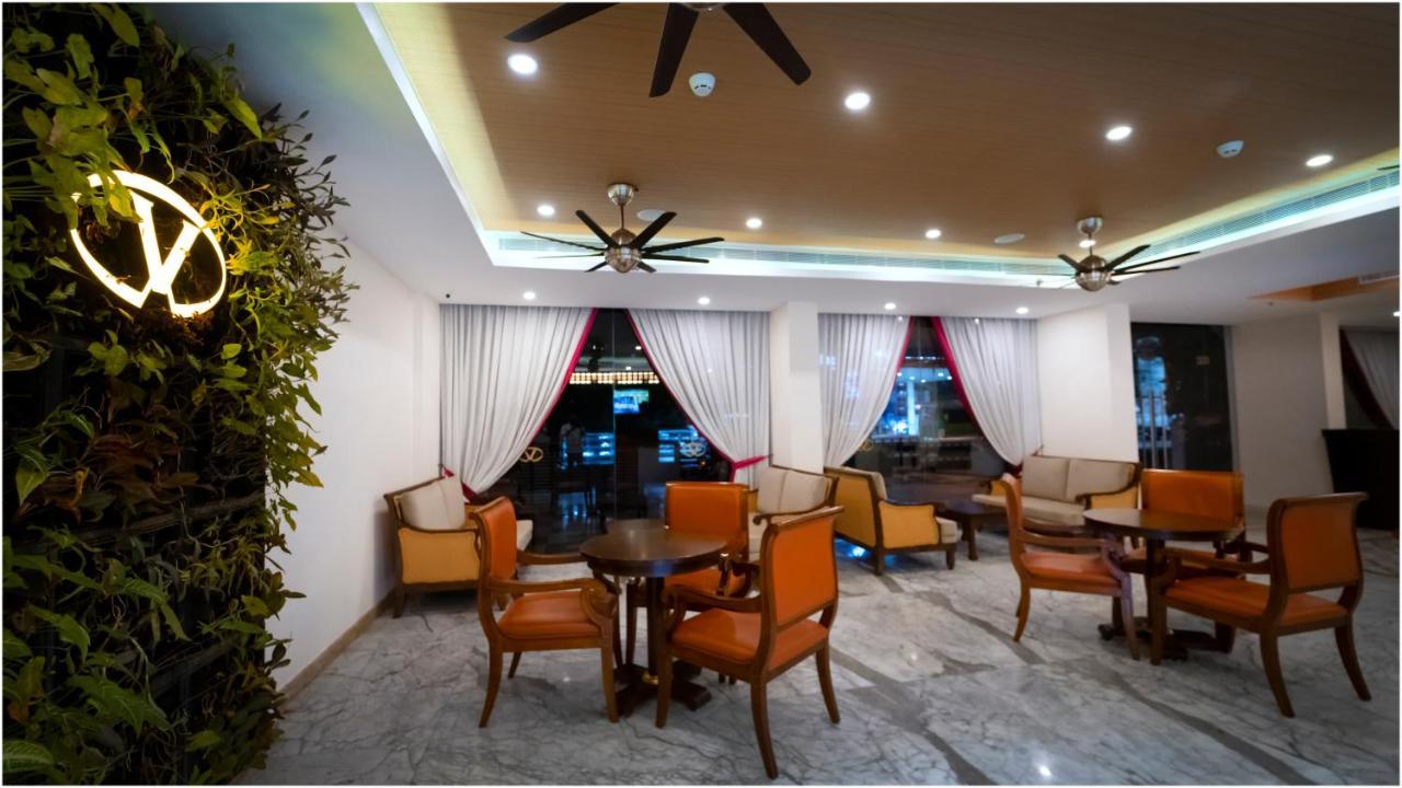 Vivin Luxury Suites Thiruvananthapuram Exterior photo