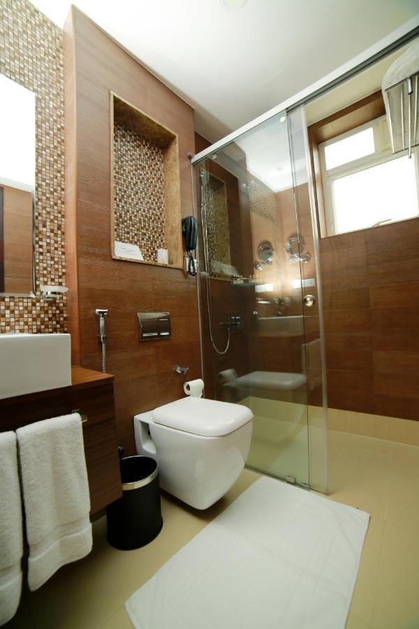 Vivin Luxury Suites Thiruvananthapuram Exterior photo